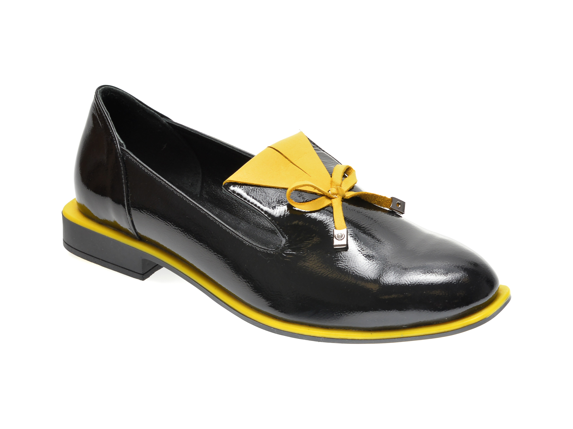 Pantofi FLAVIA PASSINI negri, 372029, din piele naturala lacuita