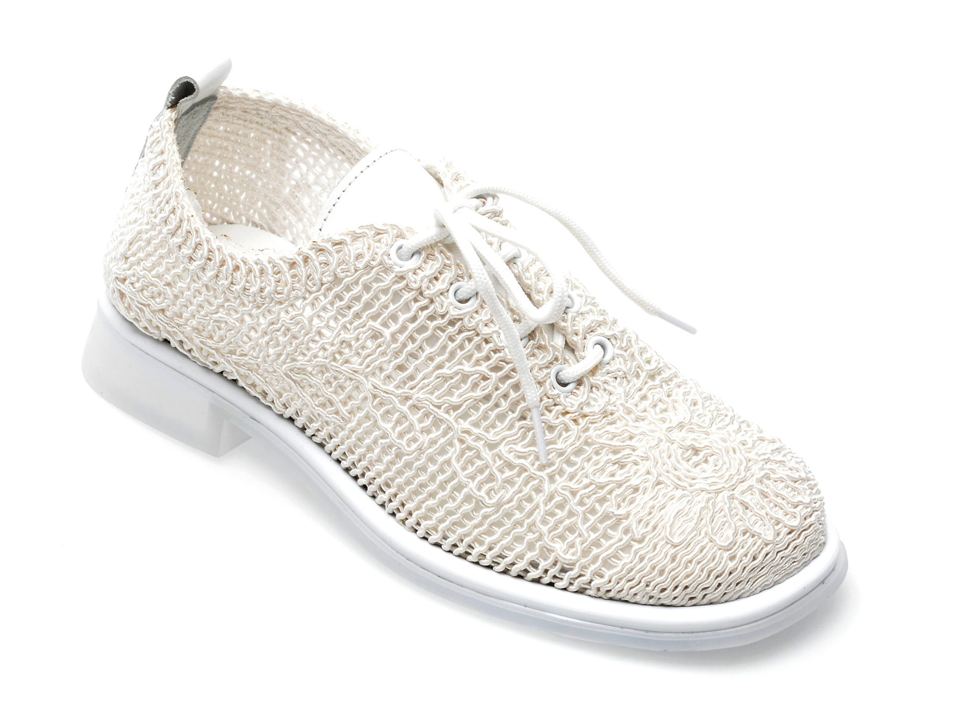 Pantofi GRYXX albi, 924311, din material textil /femei/pantofi imagine noua 2022