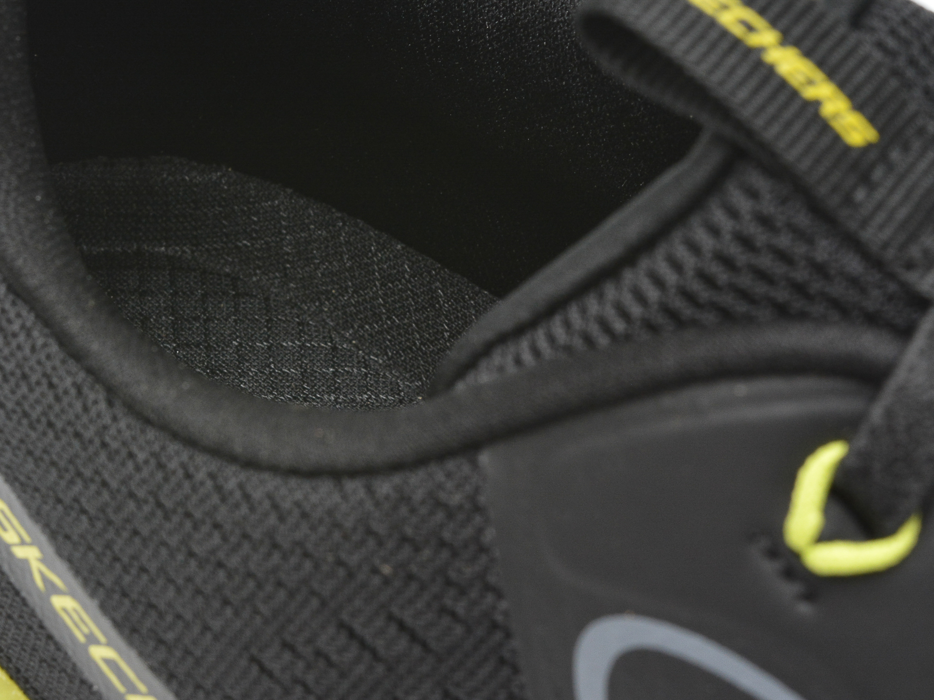 Poze Pantofi SKECHERS negri, MAX PROTECT SPORT, din material textil otter.ro