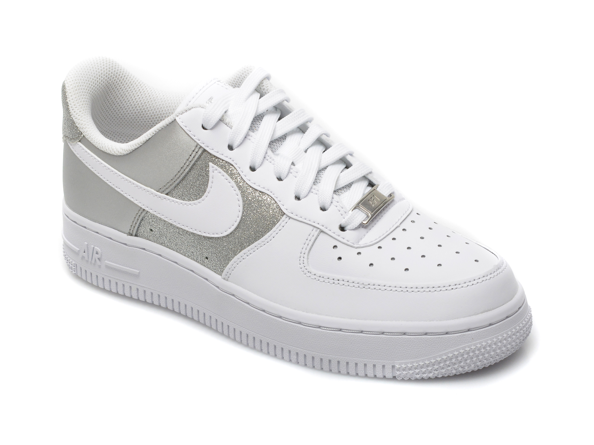 Pantofi sport NIKE albi, WMNS NIKE AIR FORCE 1 07, din piele naturala Nike