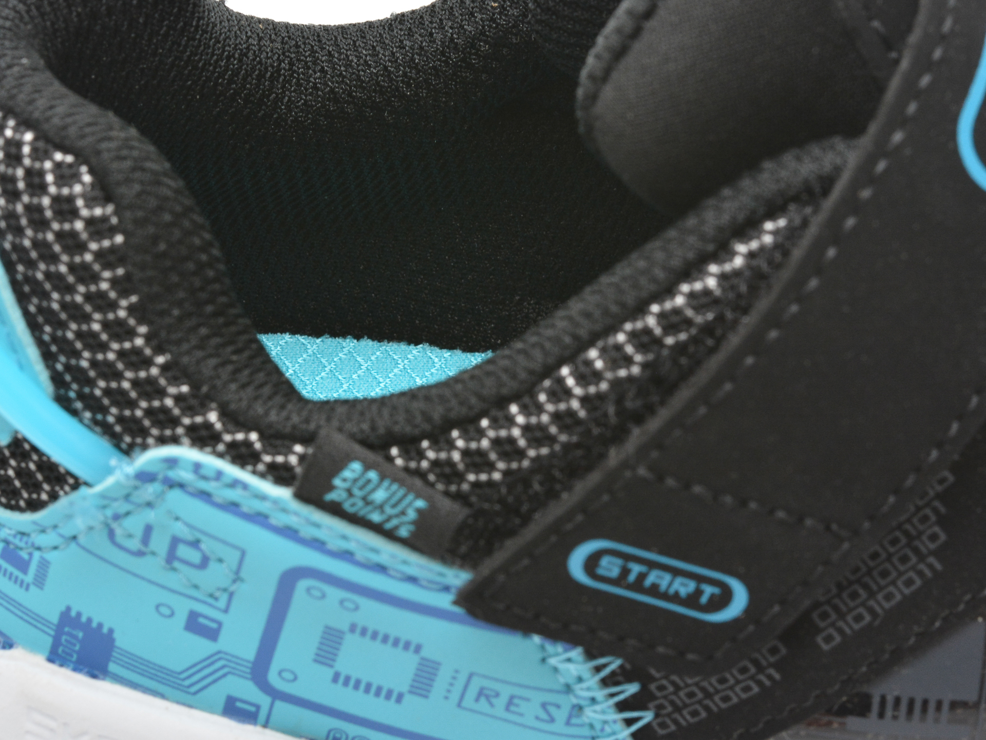 Pantofi sport SKECHERS negri, GAMETRONIX, din material textil si piele ecologica - 3